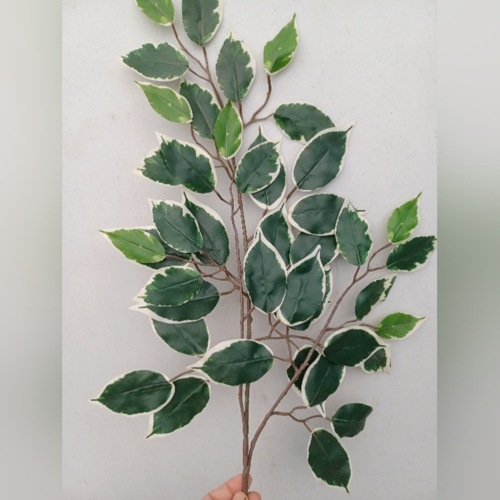 Green leaves 40 branches each artificial